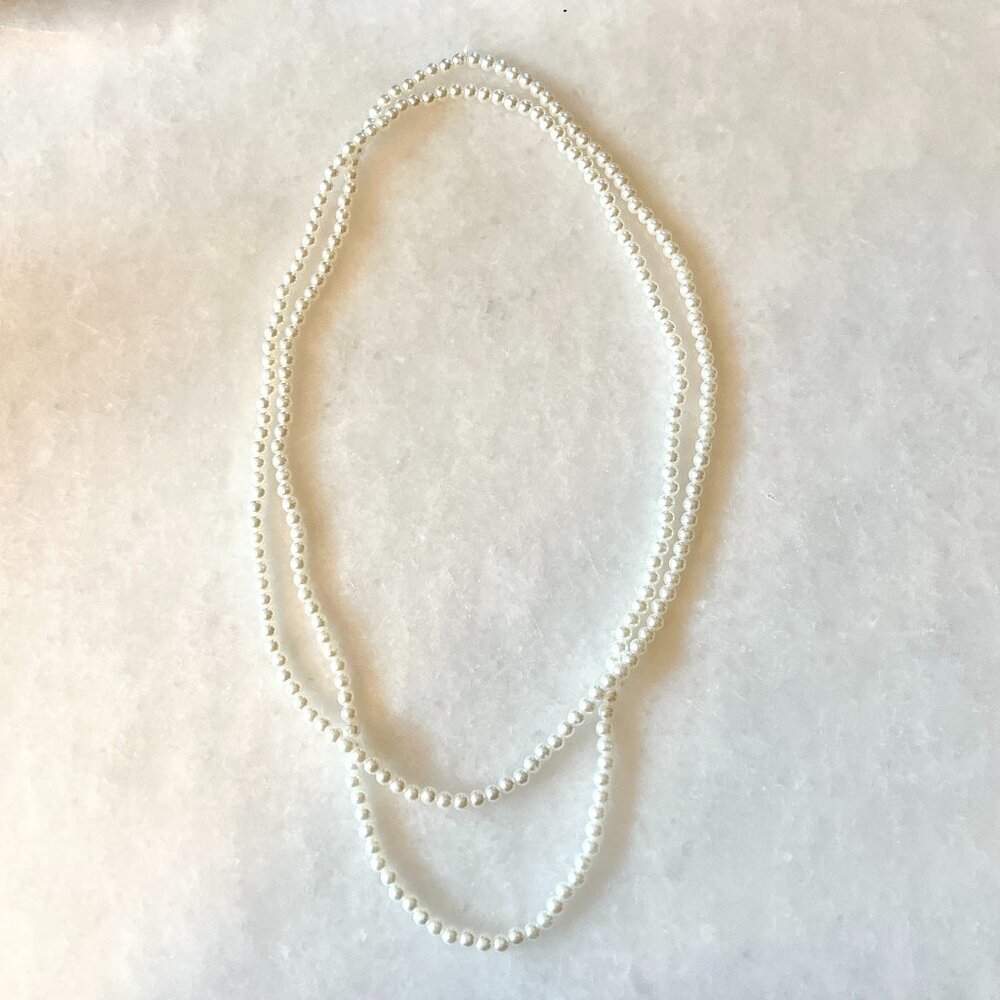 Long Single Strand of Faux Pearls - 53 Inches of Pearls! - Picture 3 of 3